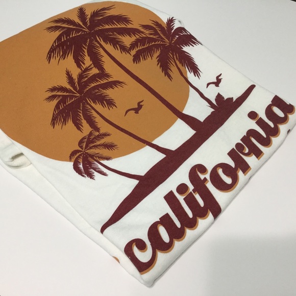 Retro California Dreaming San Francisco TShirt - Picture 1 of 7